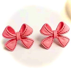NWTS! Adorable Pink Bow Earrings